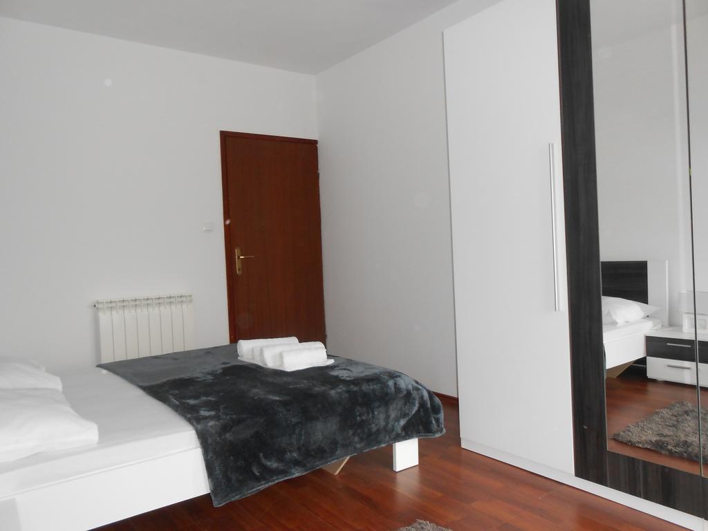 Apartment Petric 罗维尼 外观 照片